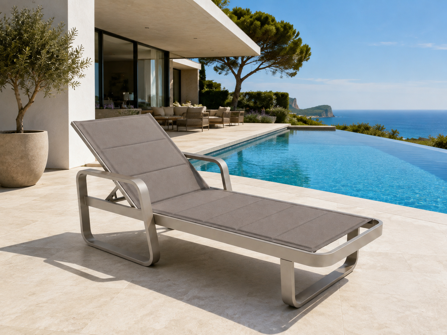 tumbona beige 1 tumbona beige 1